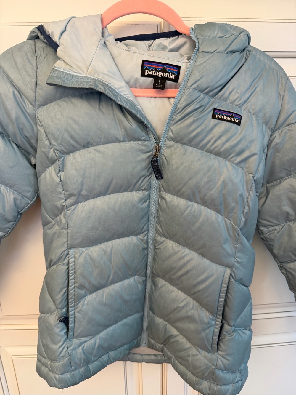 Patagonia girls Light Blue Insulated Hooded Jacket